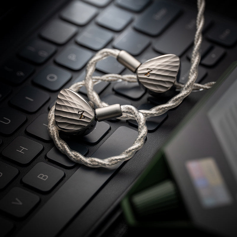 HiBy Zeta used open-box wired IEM product image 1