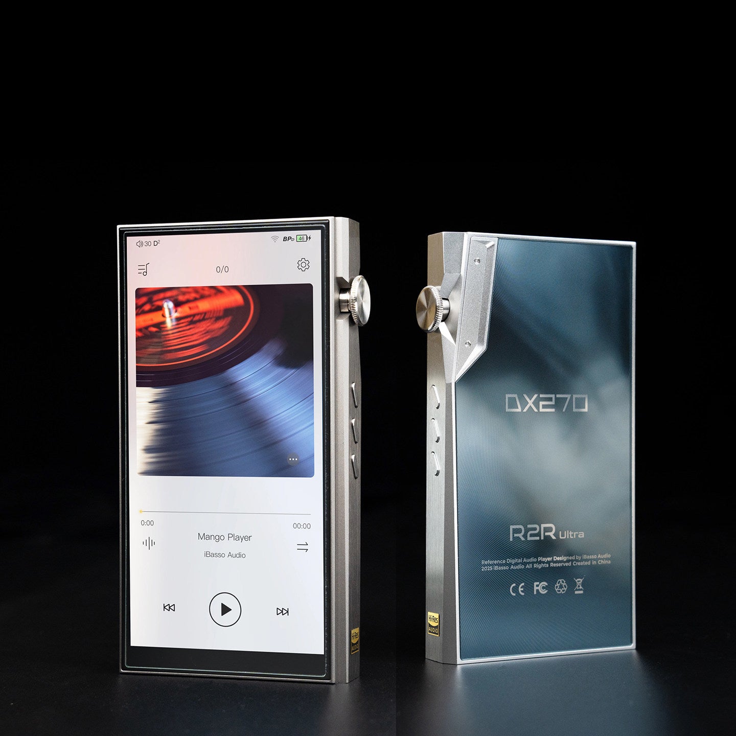iBasso DX270 Android DAP detail view with portable player chassis