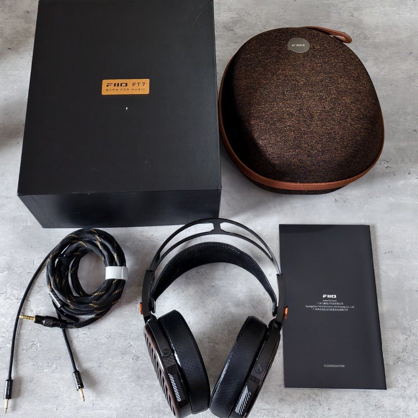 Used FiiO FT7 open-back headphones in Excellent condition - product photo