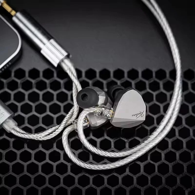 MOONDROP Kadenz wired IEM product view for HiFiLoop used open-box reference listing
